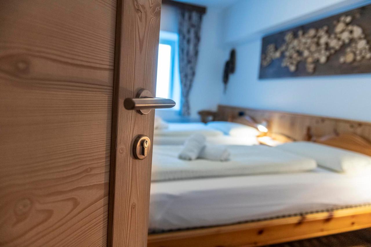 Appartamenti Residence La Roggia Поцца-ди-Фасса Экстерьер фото